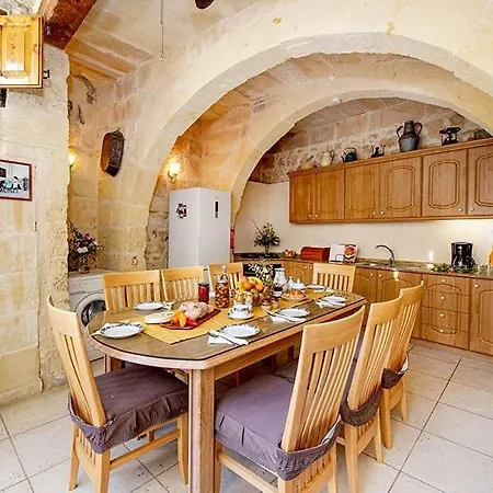 Lellux Country house *