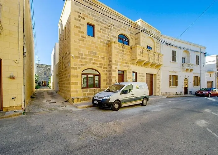 Lellux Landsted Nadur